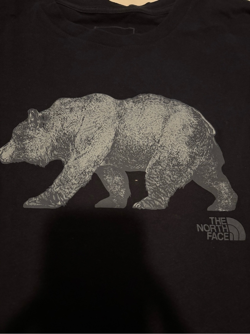 The North Face  Bear Graphic Tee - Picture 2 of 3